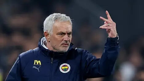 巴黎圣日耳曼连胜能否挑战马赛强势主场？